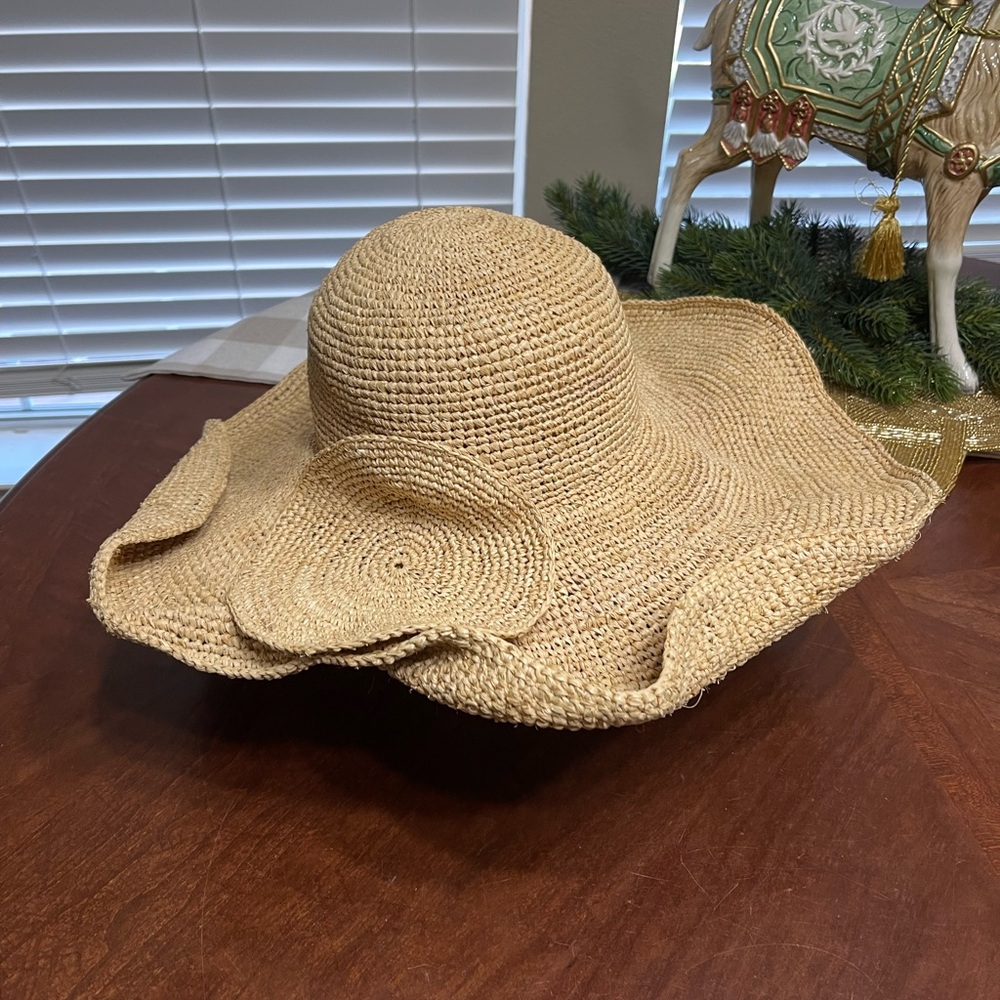 Sun floppy  Flora Bella Adjustable Raffia Hat